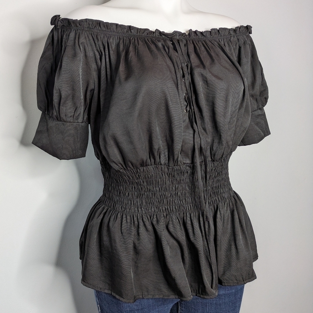 NWT Scarlet Darkness Black Smocked Waist Lace Up Short Sleeve Gothic Top M - Picture 4 of 9